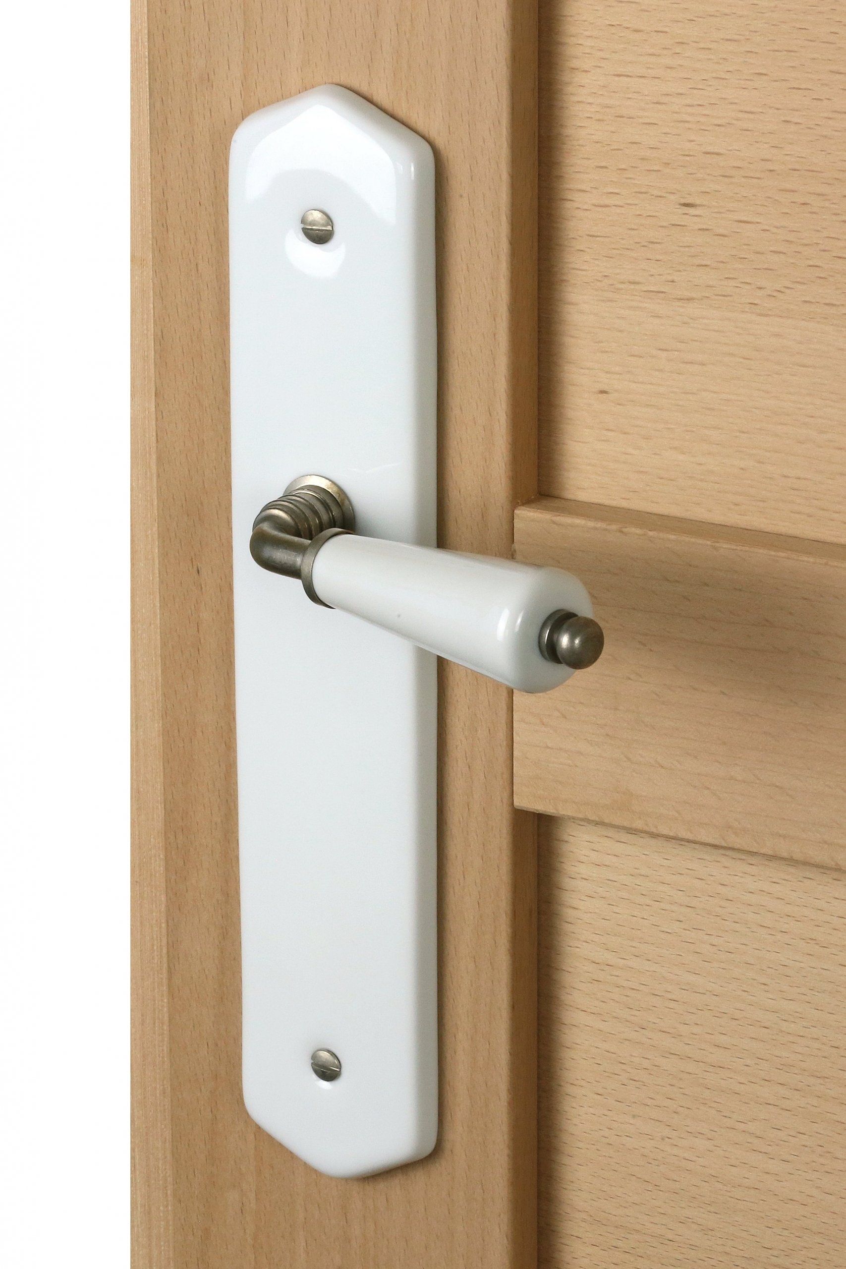 Installer une serrure sur une porte intérieure : conseils